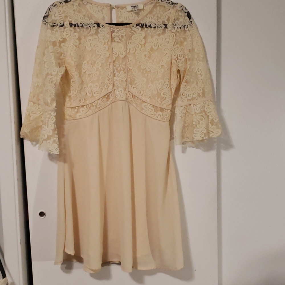 Hayden Midthigh Lace Dress